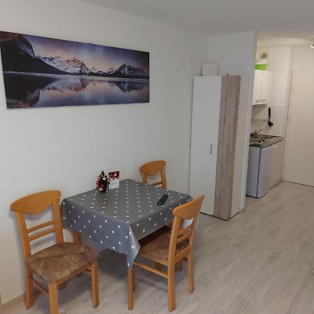Apartment Homburg Uni-Naehe Εξωτερικό φωτογραφία