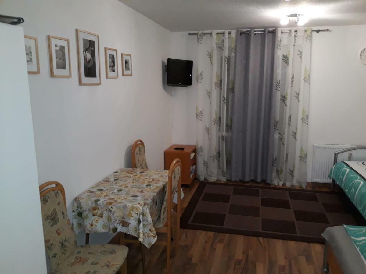 Apartment Homburg Uni-Naehe Εξωτερικό φωτογραφία